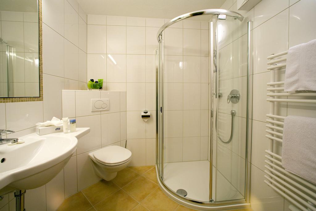 Alpenhotel Tirolerhof Gerlos Værelse billede
