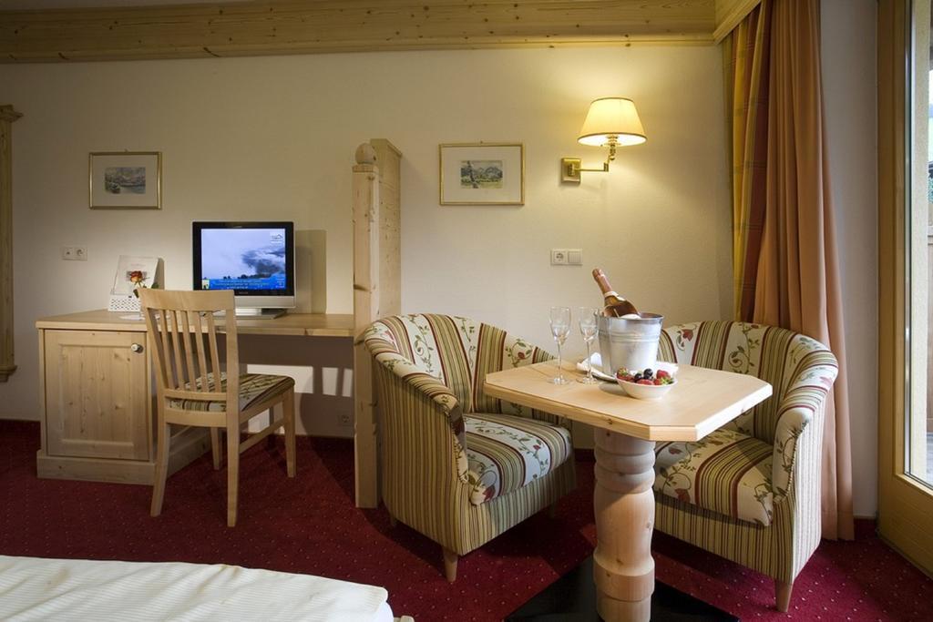Alpenhotel Tirolerhof Gerlos Eksteriør billede